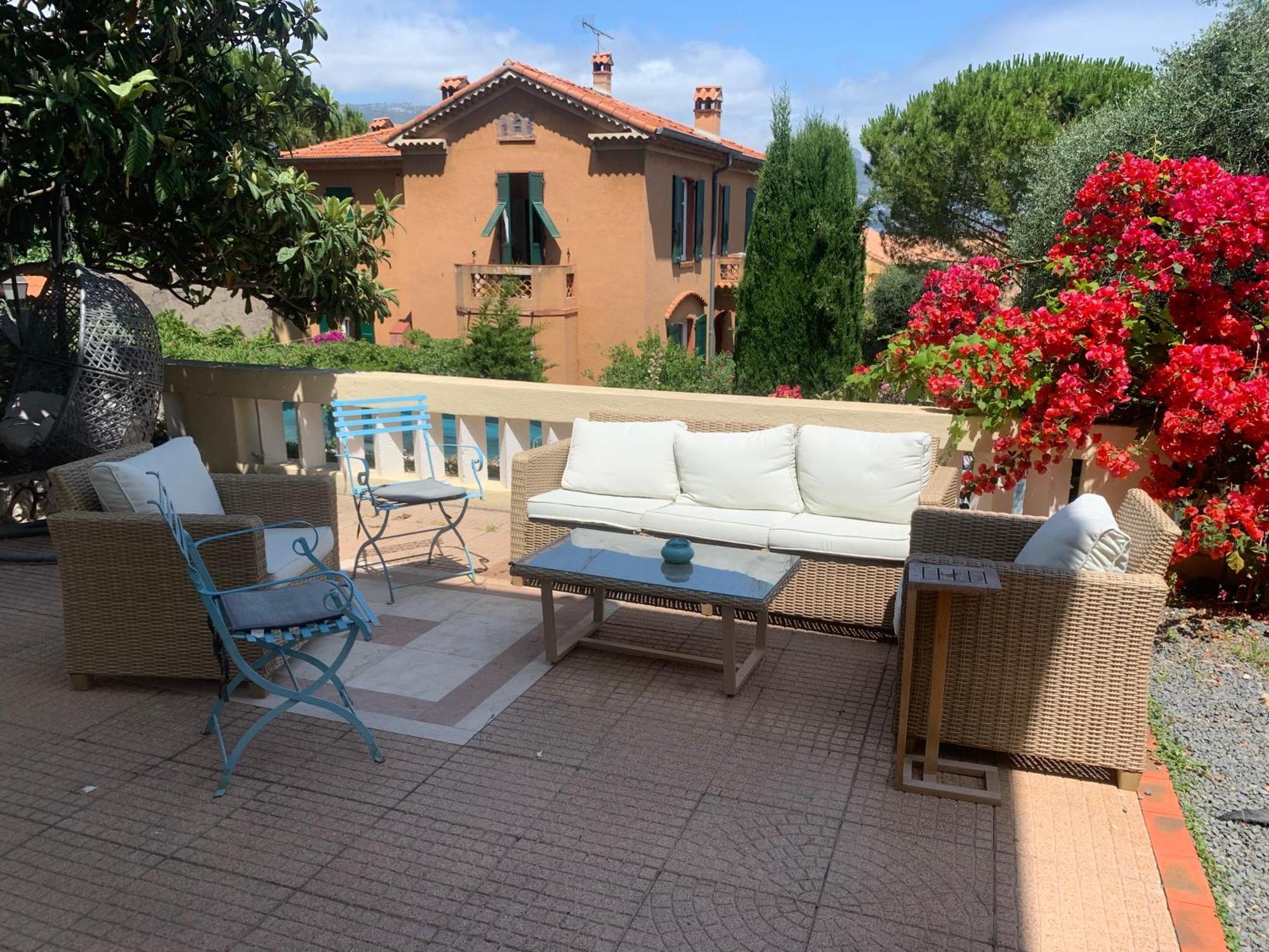 Magnifique Villa Pieds Dans L Eau Saint Jean Cap Ferrat Exterior foto