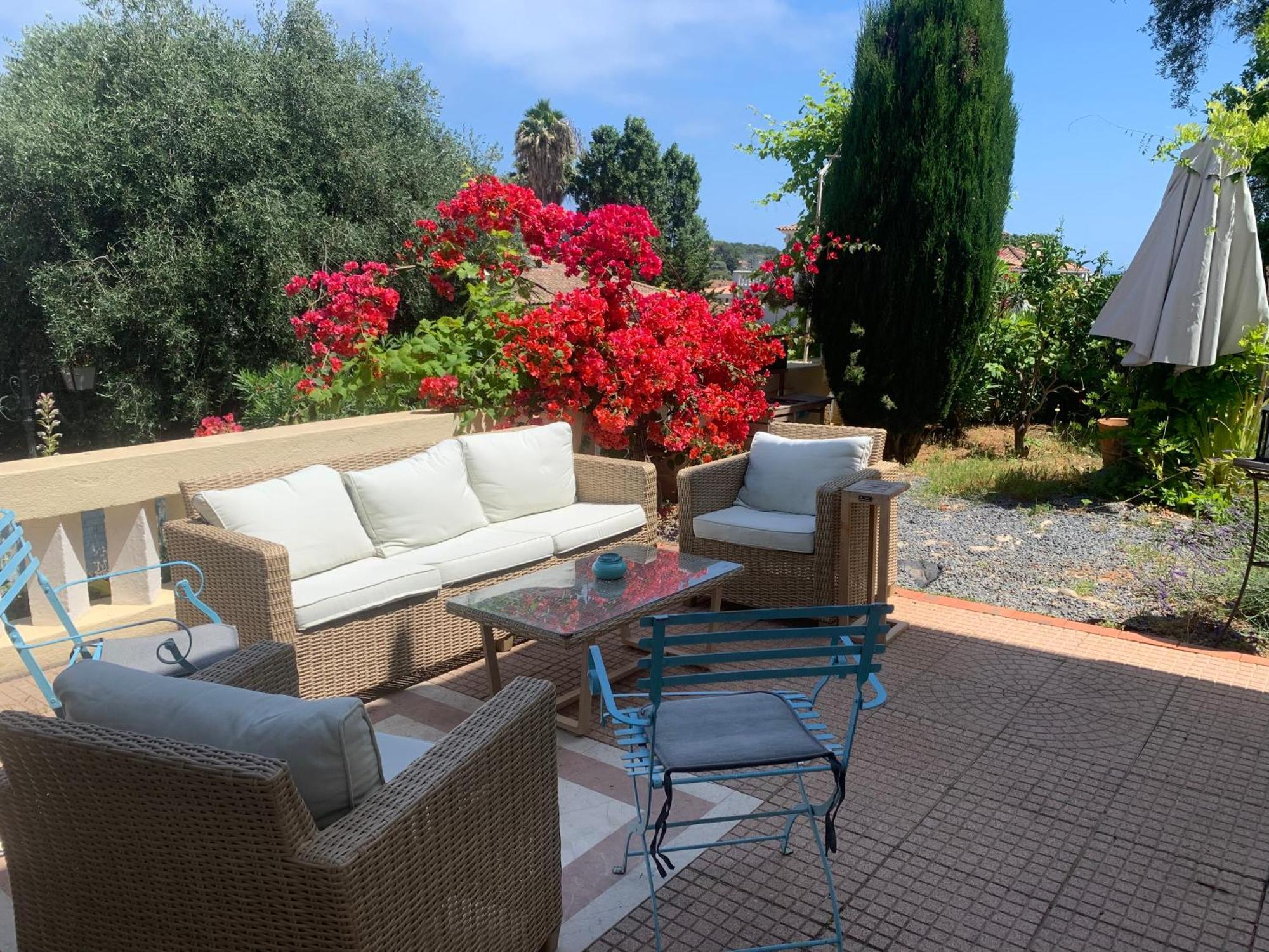 Magnifique Villa Pieds Dans L Eau Saint Jean Cap Ferrat Exterior foto